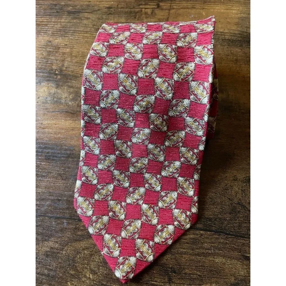 Vintage Valentino Silk Tie in Crimson Made In Italy/ excellent